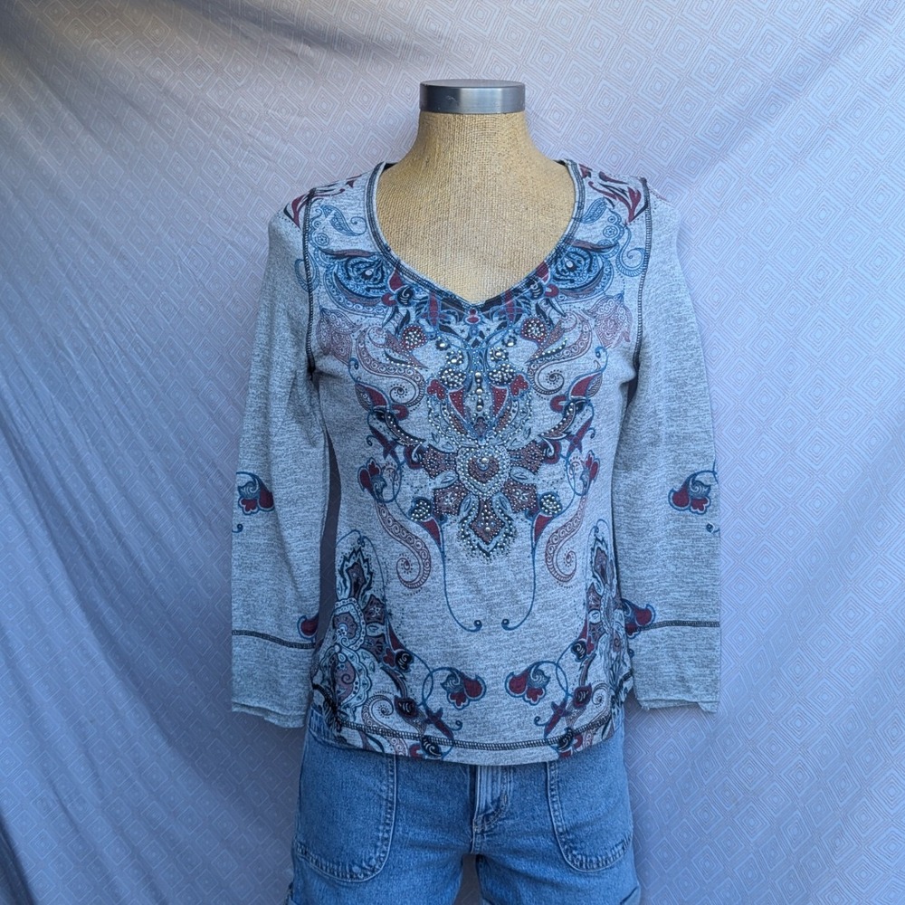 One World Top Women PS Gray Excellent Paisley Rhinestone V-Neck Long Sleeve Boho